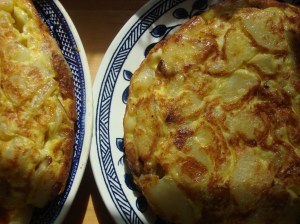 2011 October potluck, hatti, tomatoes, avocado, tortillas 034