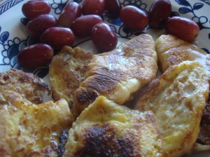 French toast croissants are pretty good without the apple too!