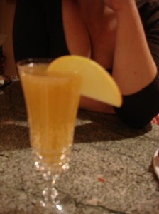 A refreshing, not-too-sweet, low-alcohol fizzy cocktail!