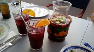 My own version of Sangría Tropical